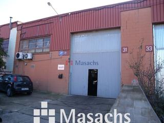 Nau industrial a Santa Perpètua de Mogoda. En barberà del vallès