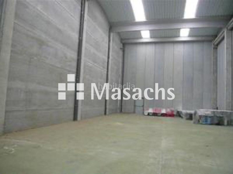 Foto 7faa22a7-218a-4e4b-b092-88e39ae4e100. Bâtiment à usage industriel dans Barri Vell Salt