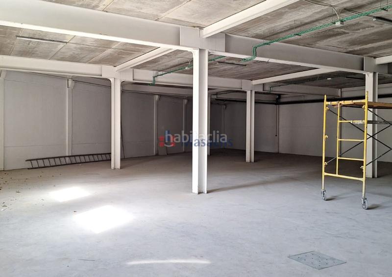 Foto f9e489a3-be26-4702-bc5e-a2e6befb3b76. Nau industrial a Las Castañeras - Bulevar Arroyomolinos