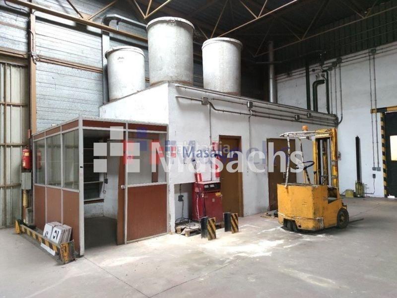 Foto 03a174de-a863-4b2c-992e-0981592dd53e. Bâtiment à usage industriel dans Domeny Girona