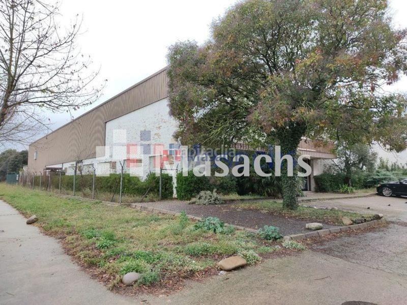 Foto 3c9bbdab-71fa-4c8f-abbb-dad28454522e. Bâtiment à usage industriel dans Domeny Girona