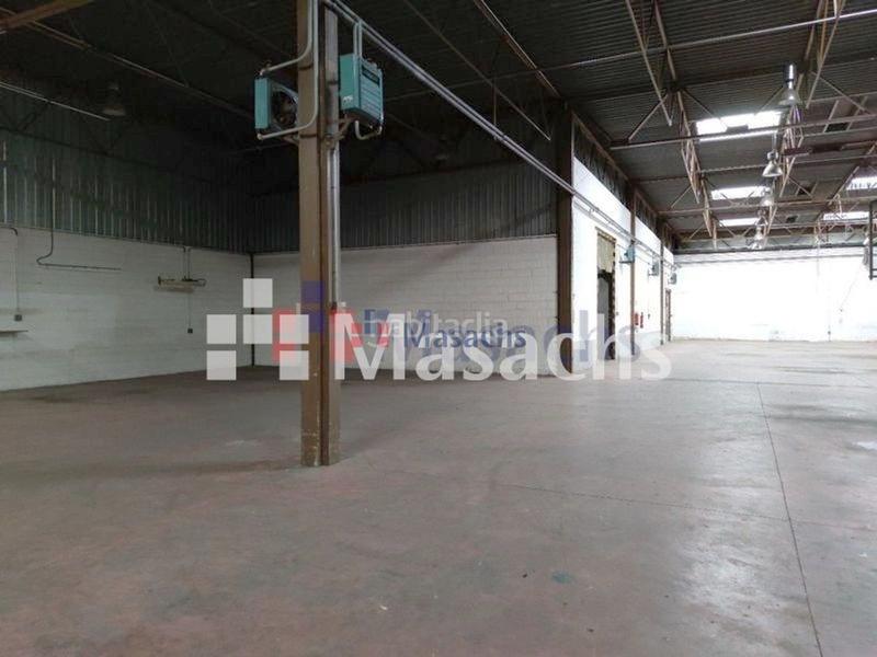 Foto 527033a4-ef10-45b2-a253-e523596d09b7. Bâtiment à usage industriel dans Domeny Girona