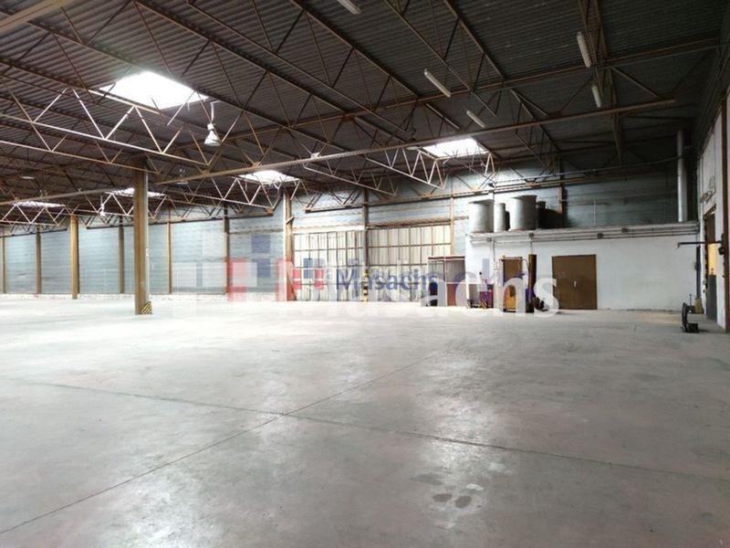 Foto 7e3215a1-2471-4154-895b-e9480b3fe542. Bâtiment à usage industriel dans Domeny Girona