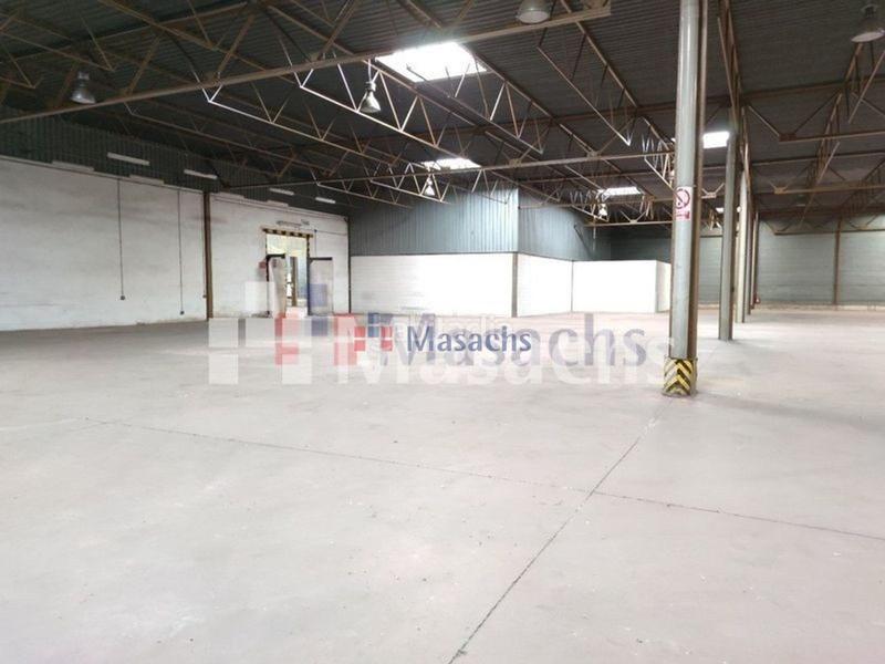 Foto 9be9fe57-4968-44f2-8c7d-f2e46f125184. Bâtiment à usage industriel dans Domeny Girona