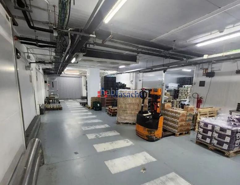 Foto e63456c1-0362-4bee-ac2a-c9e6bb79d8cf. Industrial building in Zona Franca - Port Barcelona