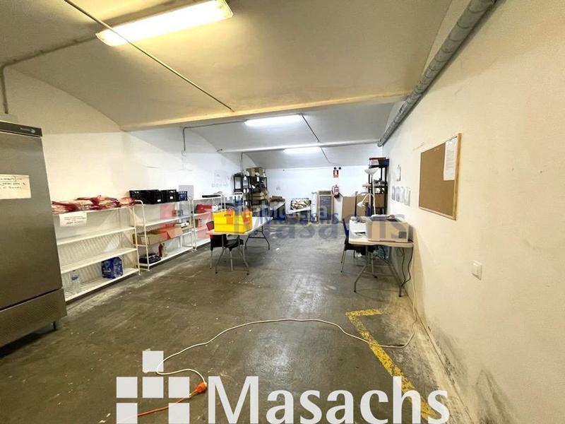 Foto 1f05f3cb-d04f-49c8-b8bd-4dc937bf413d. Affitto locale commerciale in Barri del Centre Terrassa