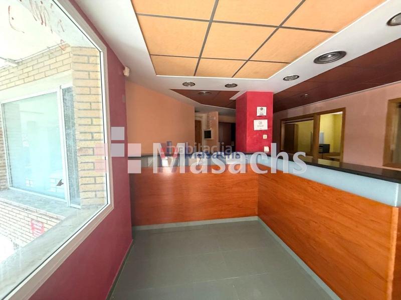 Foto 40e90ab2-fda3-48bb-b9e2-7ca691742828. Lloguer local comercial a Progrés Rubí