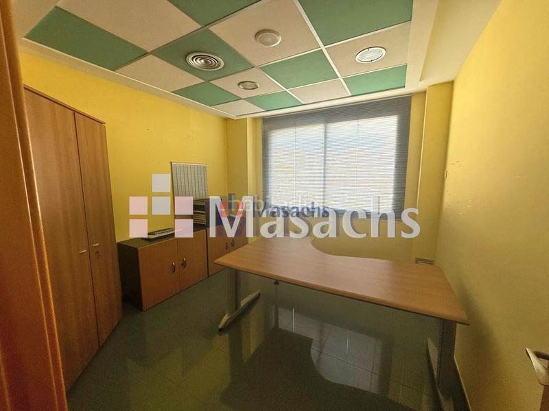 Foto 24e2bc2f-d24b-4255-871b-98d782ceed83. Miete geschäftsraum in Progrés Rubí