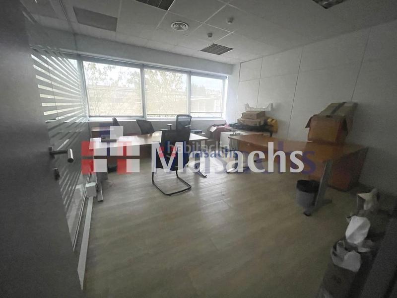 Foto cd9a1ae0-44e9-48ad-ad3a-b8bf2e87ca72. Affitto ufficio in Centre Hospitalet de Llobregat (L´)