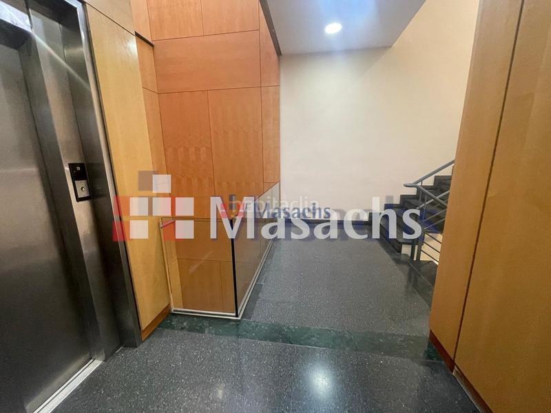 Foto f0b29fb3-9b8e-4352-a2b9-2a073755e99e. Alquiler oficina en lhospitalet de llobregat en Centre Hospitalet de Llobregat (L´)