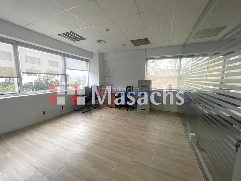 Foto ad7c1d47-f1ac-4907-908c-4764e18096c0. Lloguer oficina a Centre Hospitalet de Llobregat (L´)