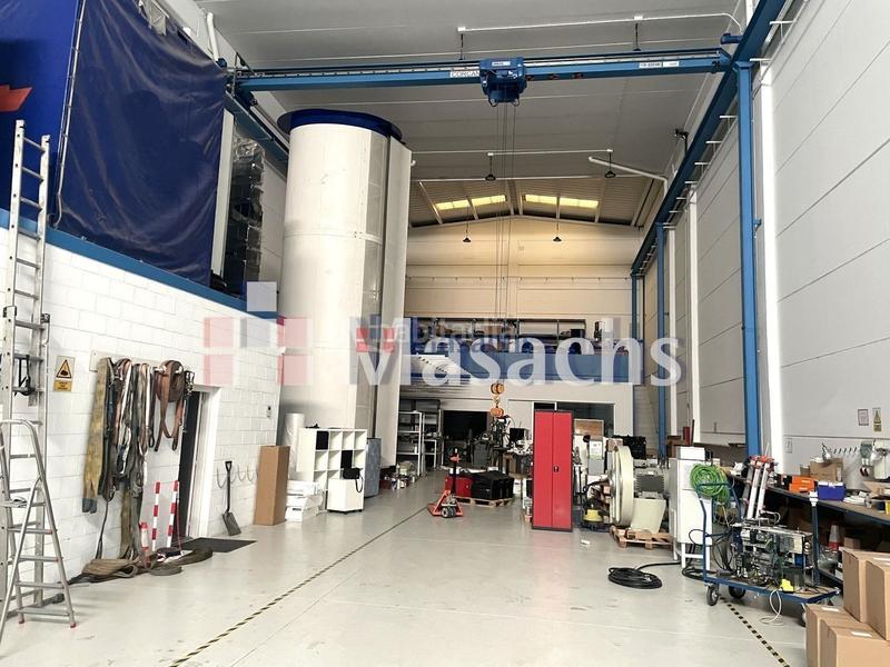 Foto d20f2396-2f9c-46e7-b146-735ad7765e54. Rent industrial building in Centre-Eixample-Can Llobet Barberà del Vallès