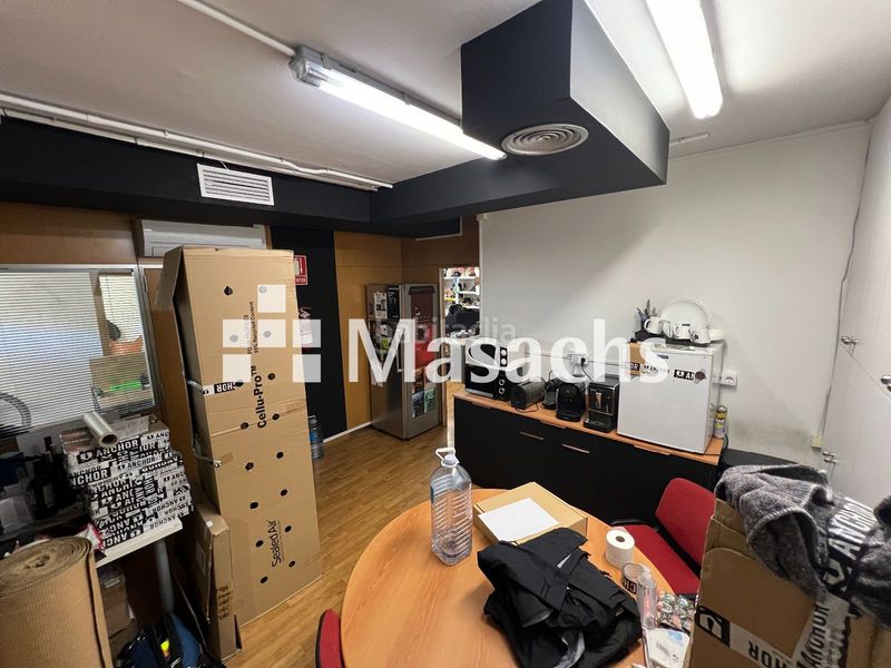 Foto cfb0868e-072d-49fe-926a-31b1f7150a84. Oficina a La Serreta Rubí