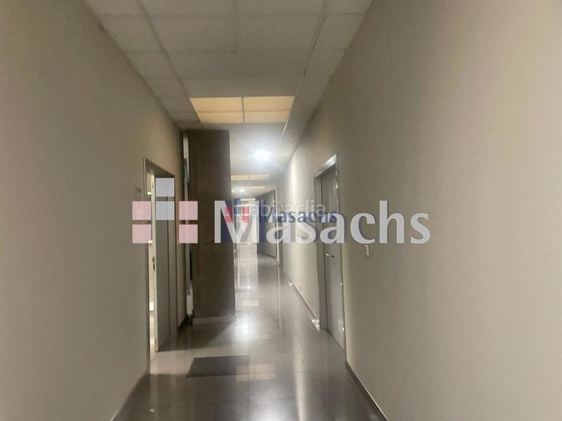 Foto 09cfceb4-3ebf-4a2b-8d32-a23c4d201d84. Rent office space in Can Roses Rubí