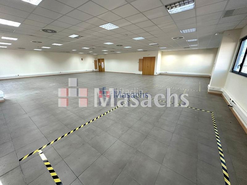Foto c65ef9c9-7395-453d-bc14-5148ae704116. Rent office space in Can Roses Rubí