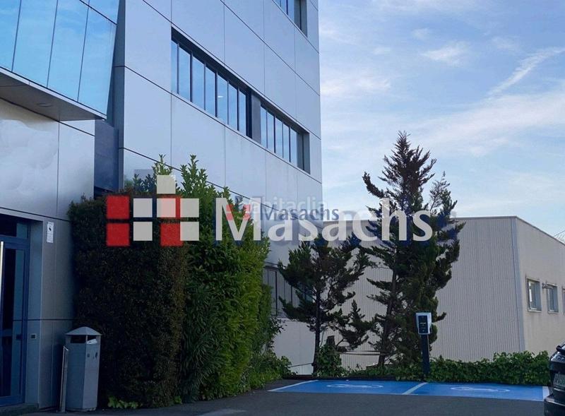 Foto cc9f5be1-0a77-4476-ab64-ef69aa9fbc9d. Rent office space in Can Roses Rubí