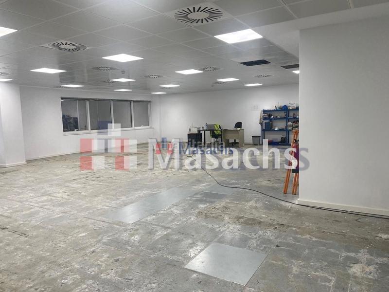 Foto 0368b249-e992-4a09-a15c-fc7d170d02c8. Affitto ufficio in Centre Hospitalet de Llobregat (L´)