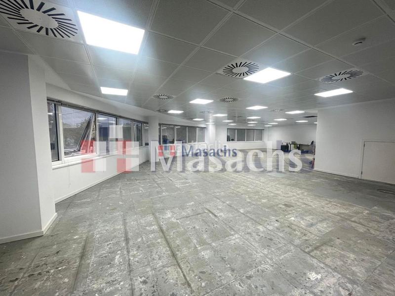 Foto 74055181-2620-4ea3-8e17-b3de5a036faa. Miete büro in Centre Hospitalet de Llobregat (L´)