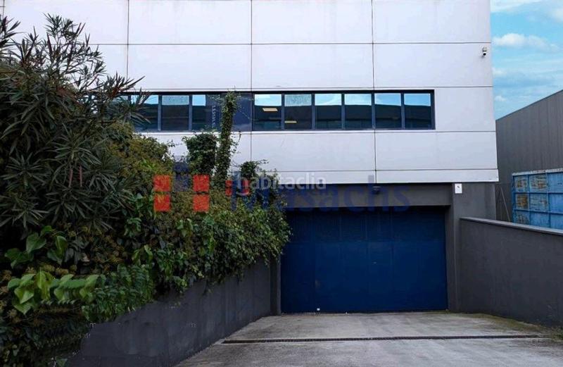 Foto 33e0b1df-a34a-40ff-8897-2ddac557622b. Affitto ufficio in Can Roses Rubí