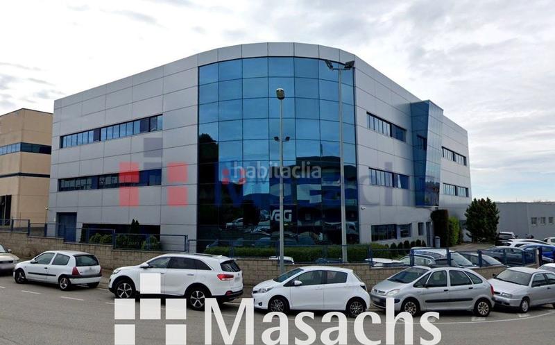 Foto ef60729d-4ec5-4039-a280-4c4920435344. Miete büro in Can Roses Rubí