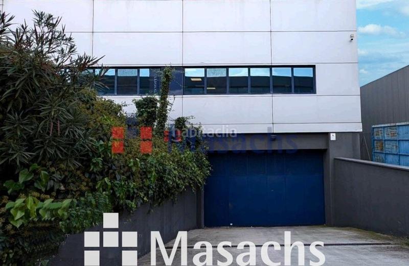 Foto 1a9bd054-8525-41de-a7ed-7d22972af6fd. Location bureau dans Can Roses Rubí