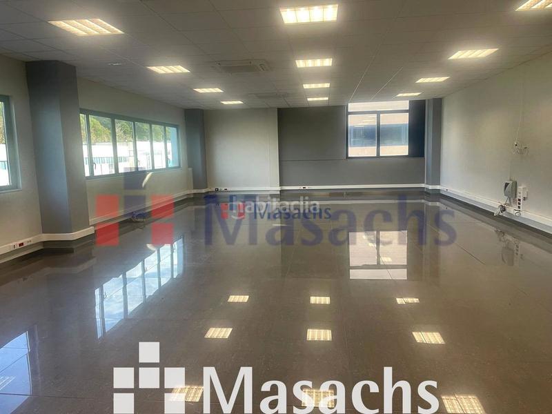 Foto 1c5756ac-42cf-443e-8bda-42d28793a3f1. Lloguer oficina a Can Roses Rubí