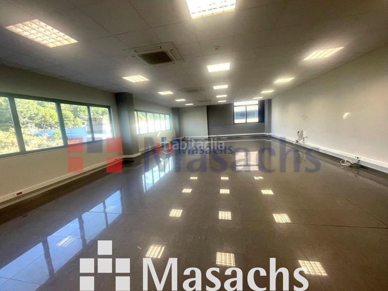 Foto 4f51b86e-ce8a-4a6d-b90e-d02a1ff26958. Lloguer oficina a Can Roses Rubí