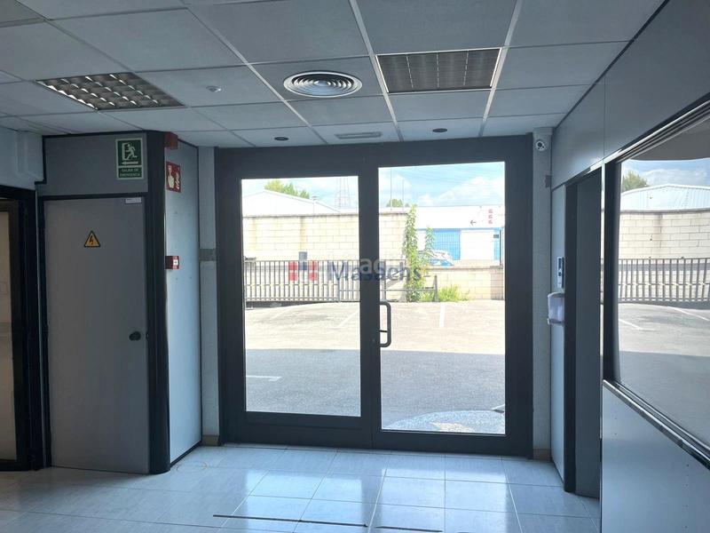 Foto 7aa194b5-44c8-4865-bdda-7a9762e778e0. Affitto capannone industriale in Can Vallhonrat Rubí