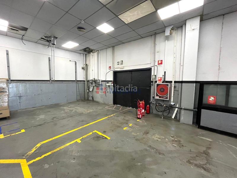 Foto 87a42ee6-046d-4fbc-b8f7-ae9c7c73416e. Affitto capannone industriale in Can Vallhonrat Rubí