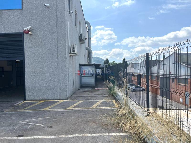 Foto 6cd08274-e696-45c0-a736-f5f0016f059f. Alquiler nave industrial en Can Vallhonrat Rubí