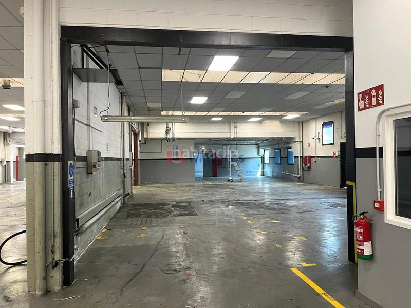 Foto 056bf8df-2448-4c9c-8254-9c5a0c51efbc. Miete fabrikhalle in Can Vallhonrat Rubí