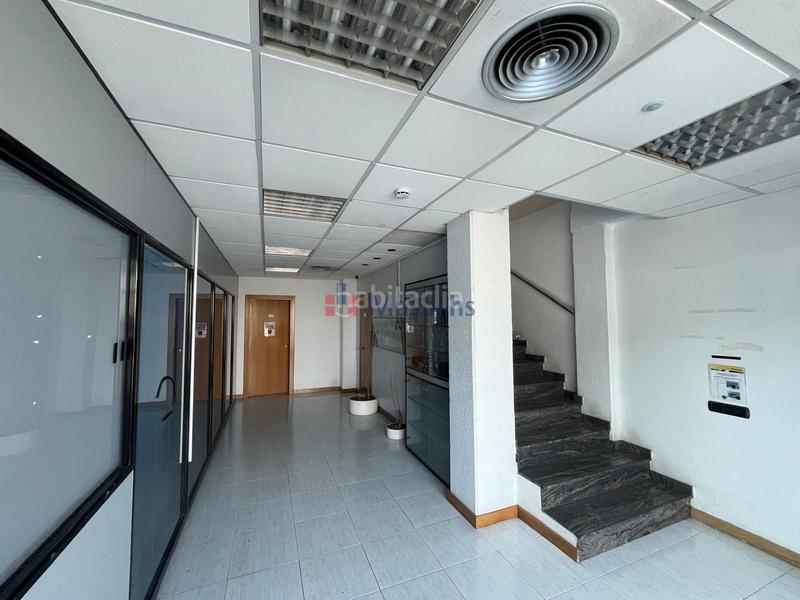 Foto 2d215799-43a0-4ac7-8804-36c3ec4cb3ae. Miete fabrikhalle in Can Vallhonrat Rubí