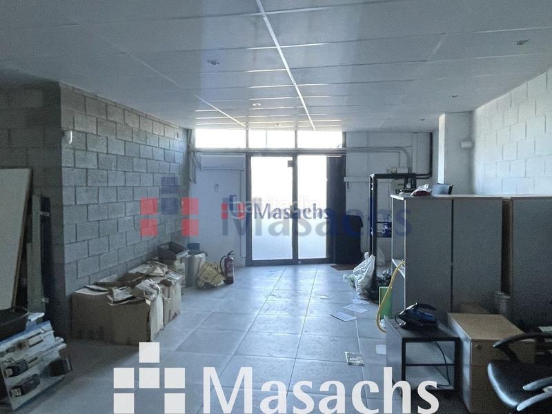 Foto 7e78529e-d2a7-4a24-b6cc-911c0a1730b4. Rent industrial building in Can Parellada Terrassa