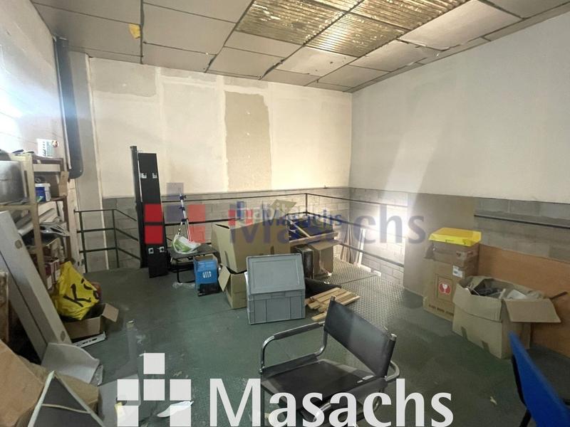 Foto fb9ee7c0-49ba-4c01-85f2-a1fcda733181. Rent industrial building in Can Parellada Terrassa