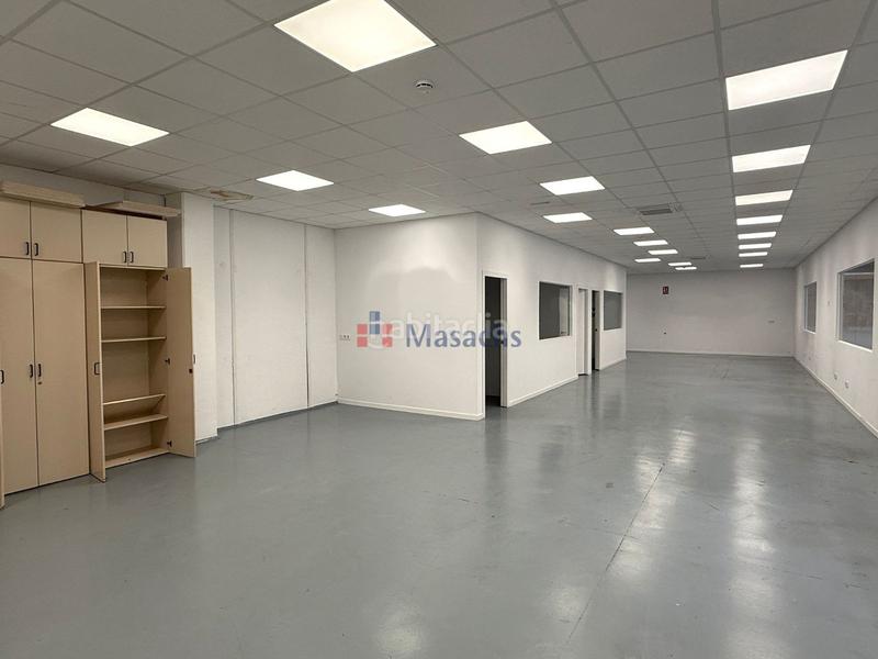 Foto ccda02bd-50cf-49ef-a8f5-9444e185d3d7. Affitto capannone industriale in Polígon Industrial Santa Margarida Terrassa