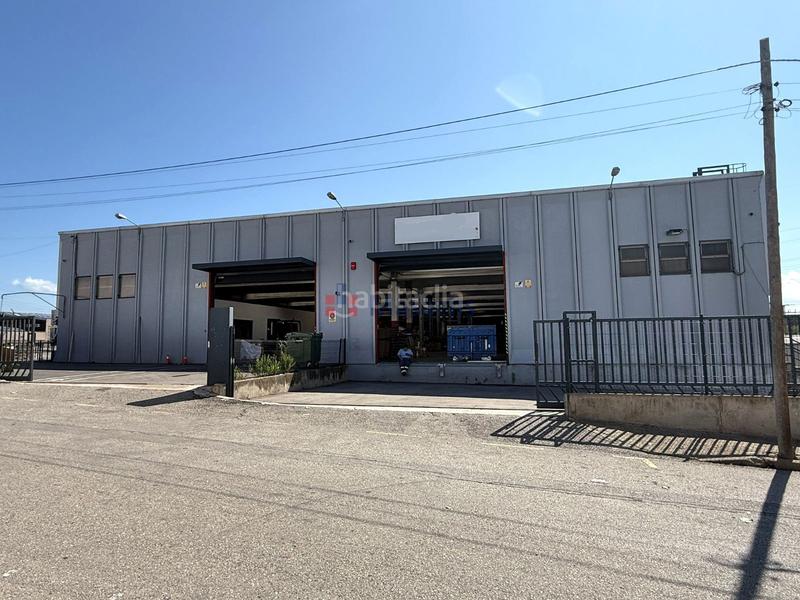 Foto 21a9bb53-3b47-4b00-a51f-b4b70d25e27a. Alquiler nave industrial  de alquiler de 2000 m2 en Terrassa