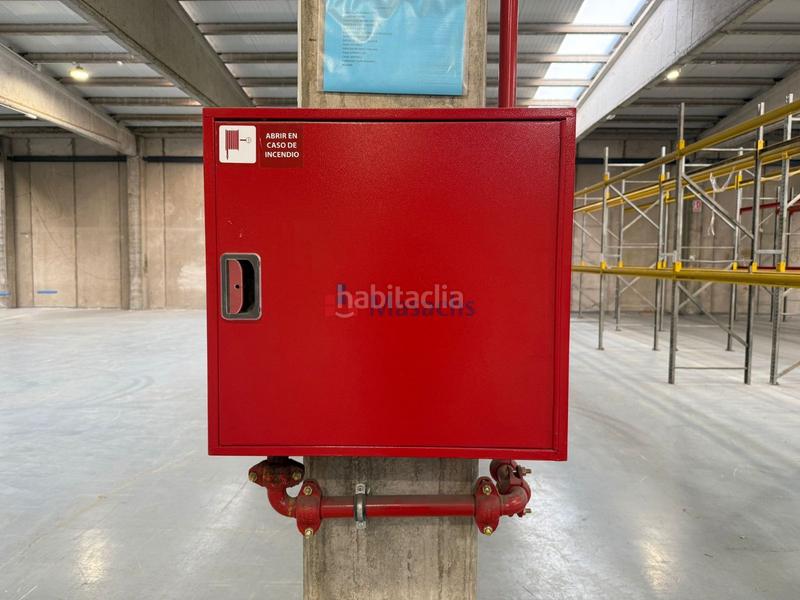 Foto 3ef9b7f0-4140-4a31-a941-0776faabdd9d. Lloguer nau industrial a Polígon Industrial Santa Margarida Terrassa