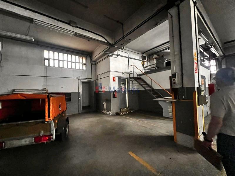 Foto 744d656b-b1d1-4582-9e45-79cd29389e75. Alquiler nave industrial  de 770 m2 en Sabadell