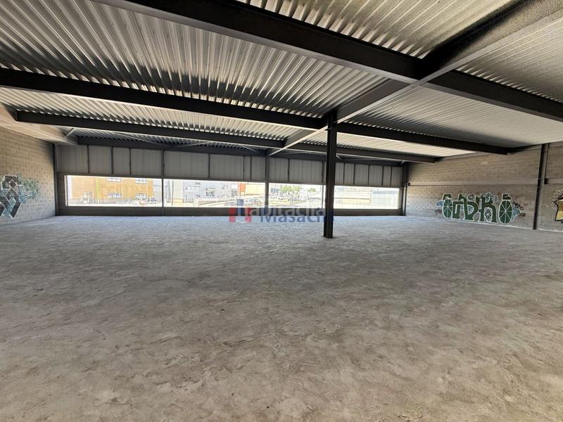 Foto 188cee0d-88bf-443c-b98a-c4e255ff57c5. Location bâtiment à usage industriel dans Polígon Industrial Santa Margarida Terrassa