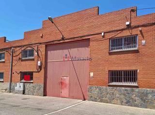 Nave industrial en Humanes de Madrid. Nave industrial en venta en humanes de madrid de 2.000 m con ofi