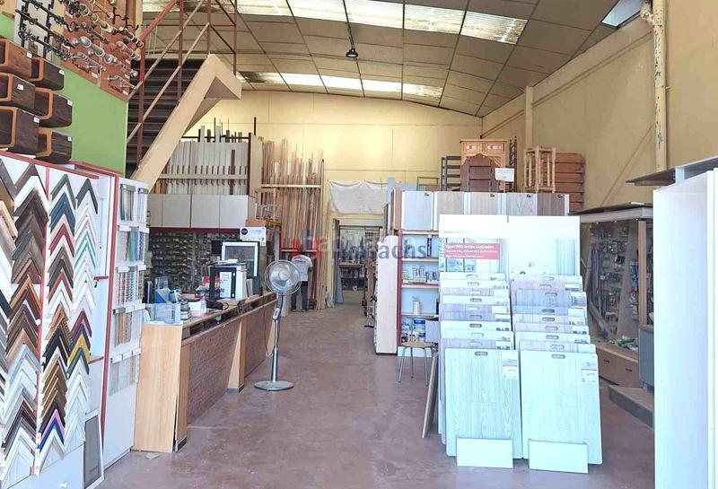 Foto 2bfb2c9c-8817-4fe2-9fdb-a04cb3666215. Fabrikhalle in Griñón