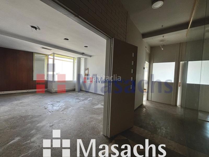 Foto c2781ad0-d2fb-4102-9da8-046448d7b113. Capannone industriale in Can Parellada Terrassa