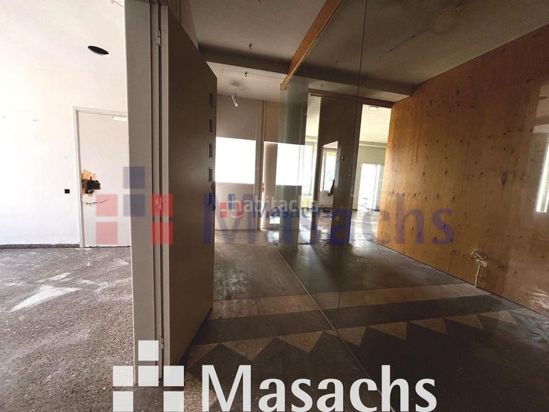 Foto c2d3377c-b6df-4a83-9f82-1e17724f10ff. Capannone industriale in Can Parellada Terrassa