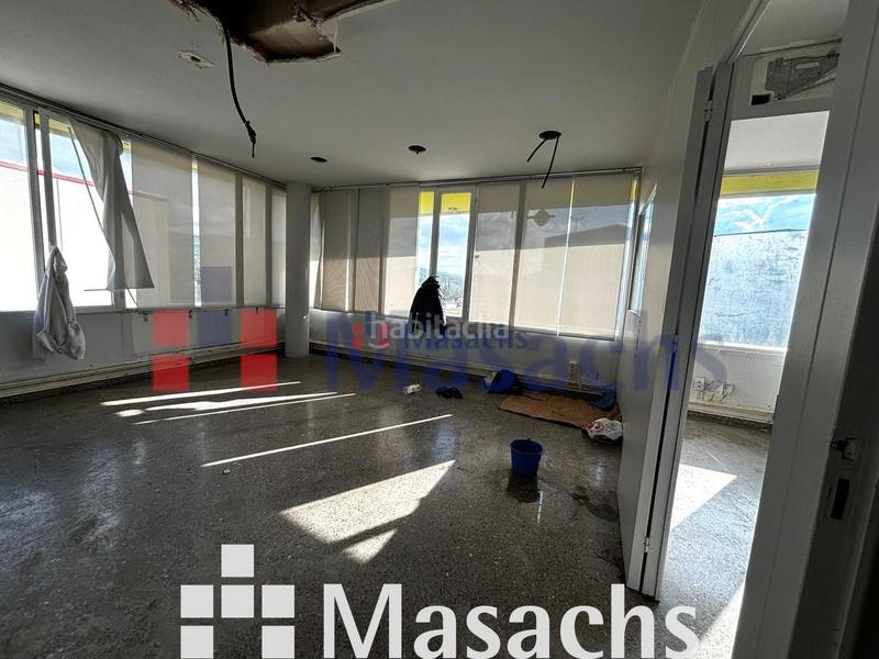 Foto e8c76103-fa28-403a-982a-8292405c2f6e. Capannone industriale in Can Parellada Terrassa