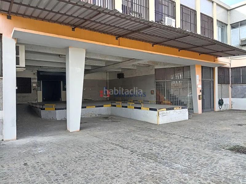 Foto 9d830e12-1e92-4be4-9e46-fcd5e6d39357. Location bâtiment à usage industriel dans Gràcia Sabadell