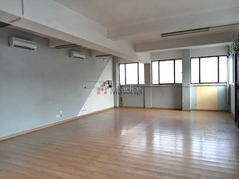 Foto daacb6ea-dc64-45d1-8999-c9eecb45a483. Rent industrial building in Gràcia Sabadell