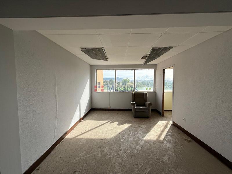 Foto 0980913c-2140-43f9-b75d-99e1d83dcdab. Affitto capannone industriale in Santa Coloma de Cervelló