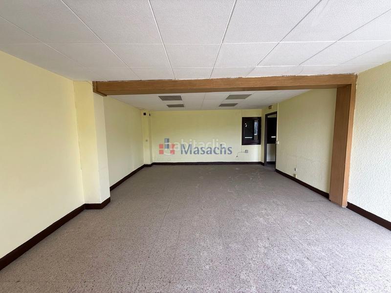 Foto 2bf944fa-120e-48c3-8244-7af2c0a36da8. Affitto capannone industriale in Santa Coloma de Cervelló