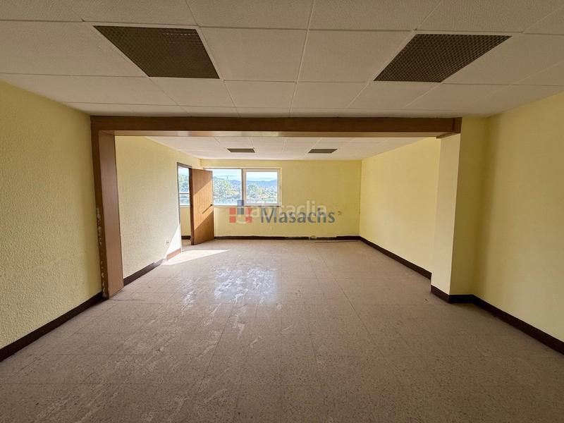 Foto 2b46585d-74f1-44f1-93a5-6477d16961c6. Affitto capannone industriale in Santa Coloma de Cervelló