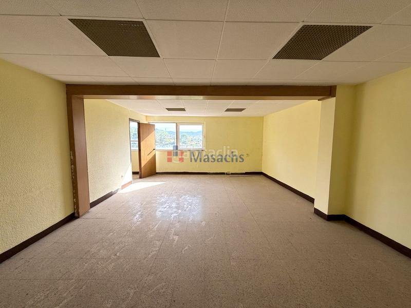 Foto c66f45da-7972-486e-9f49-e9483641980a. Affitto capannone industriale in Santa Coloma de Cervelló